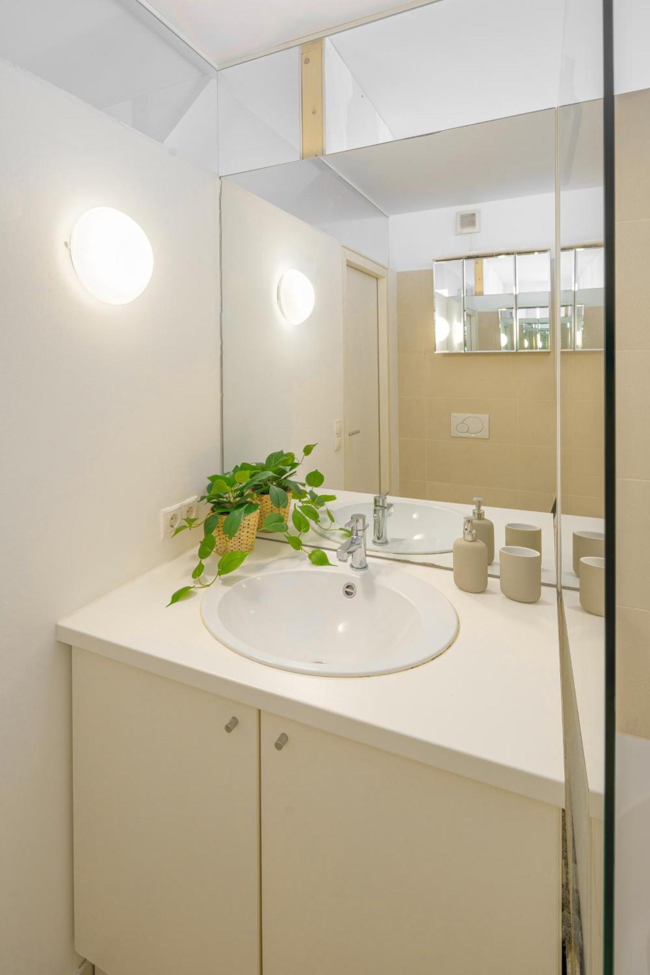 Gemuetliches, Ruhiges Apartment - 90M2 Mit Garten Und Terrasse 维也纳 外观 照片